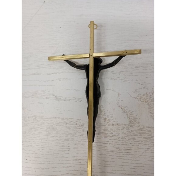 VTG Brass Metal Inri Crucifix Cross w/ Jesus Christ Religious Wall Hanging Decor - Picture 5 of 7